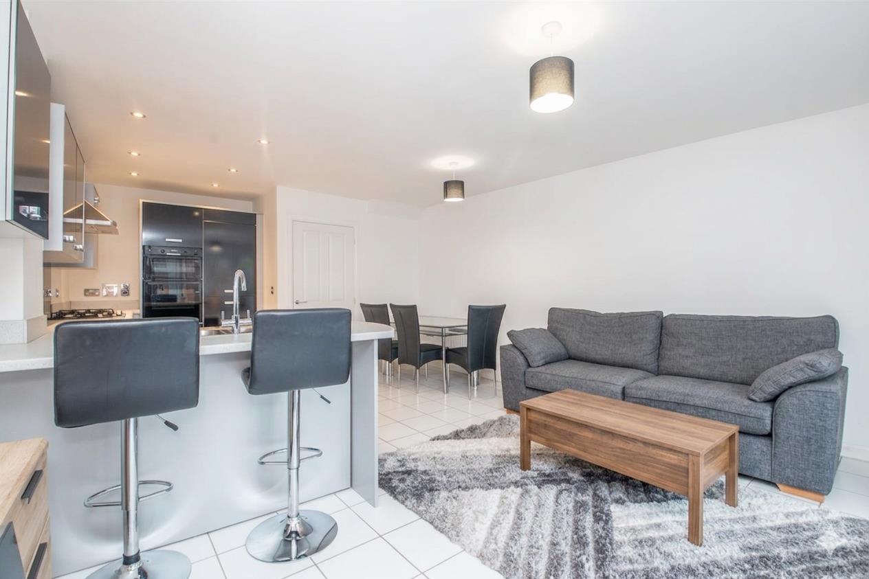 3 bed property in Top Fair Furlong, Milton Keynes